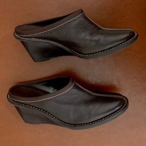 ANTONIO MELANI Brown Leather Wedge Clogs